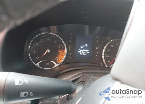 2018 Jeep Renegade Latitude Fwd from USA, damaged, VIN ZACCJABB0JPH61945